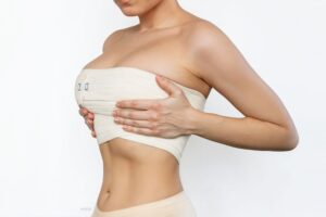 A woman with her breasts wrapped during breast augmentation recovery. Angela Lussier Angela Lussier 11:13 AM Aug 24 The following breast augmentation recovery tips can help reduce discomfort and your chances of experiencing a complication following surgery: Plan ahead and simplify your routine for the week following surgery.